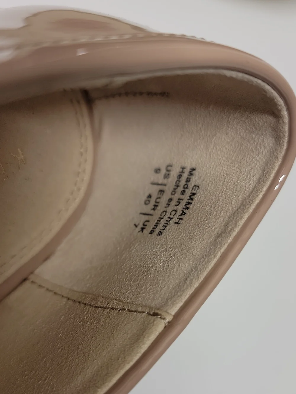 Kelly & Katie NIB Nude Patent Leather Loafers Sz 9